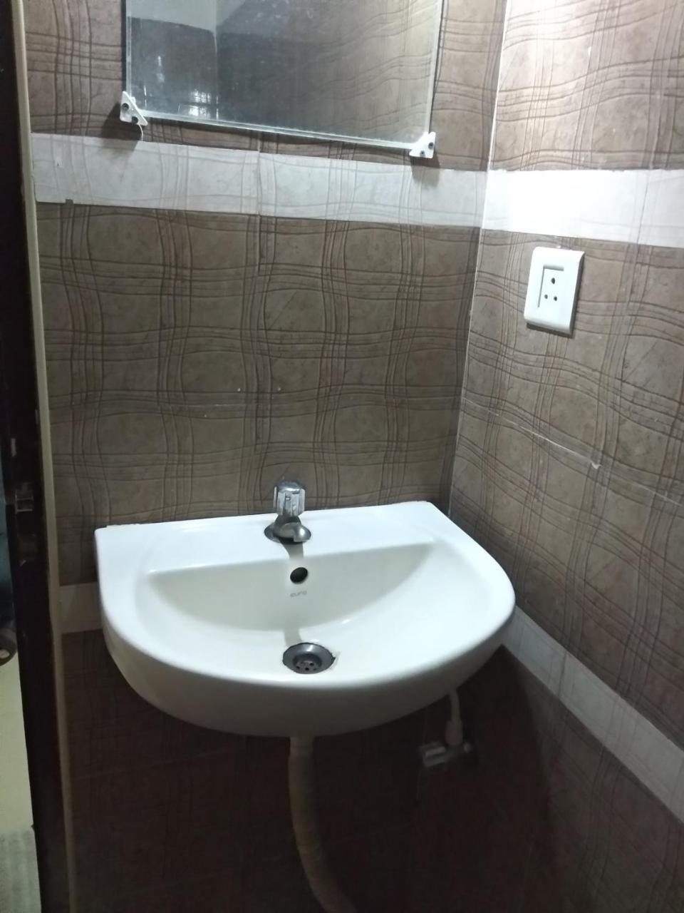 Sai Tirumala Residency Tirupati Exterior foto