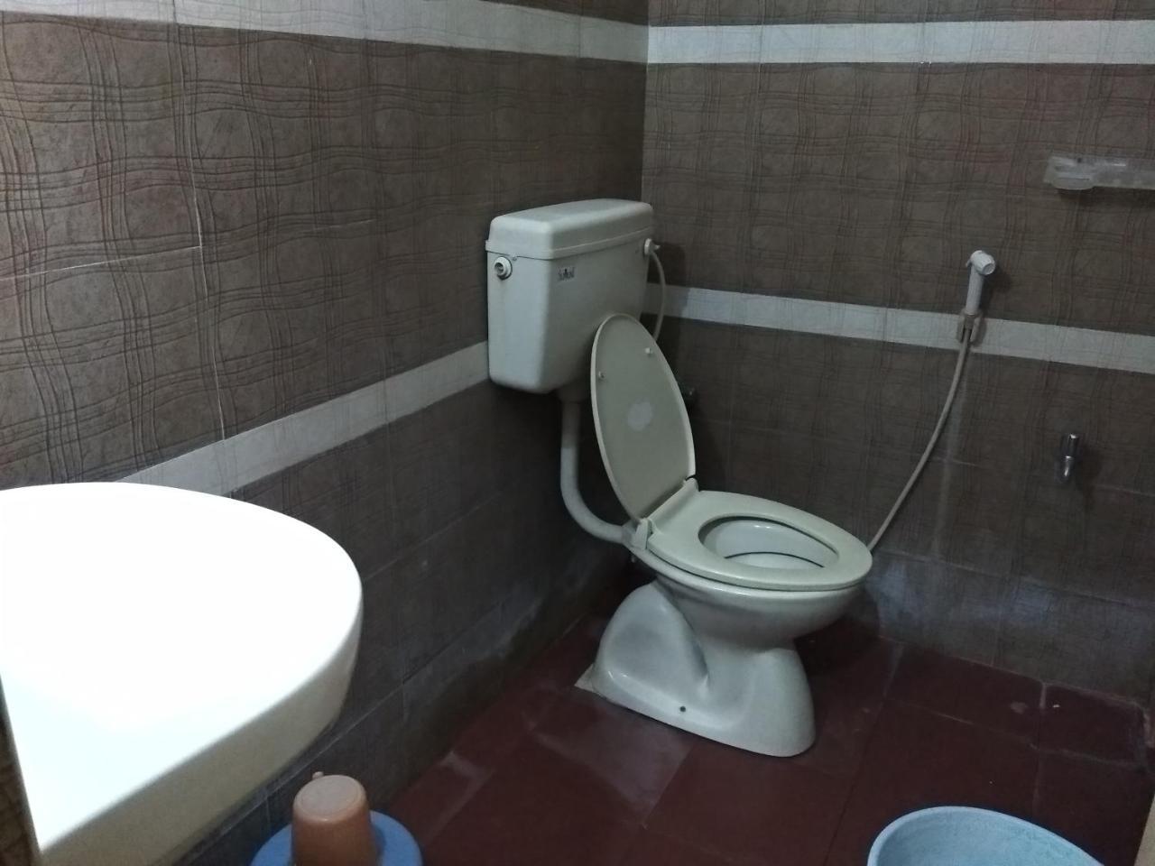 Sai Tirumala Residency Tirupati Exterior foto